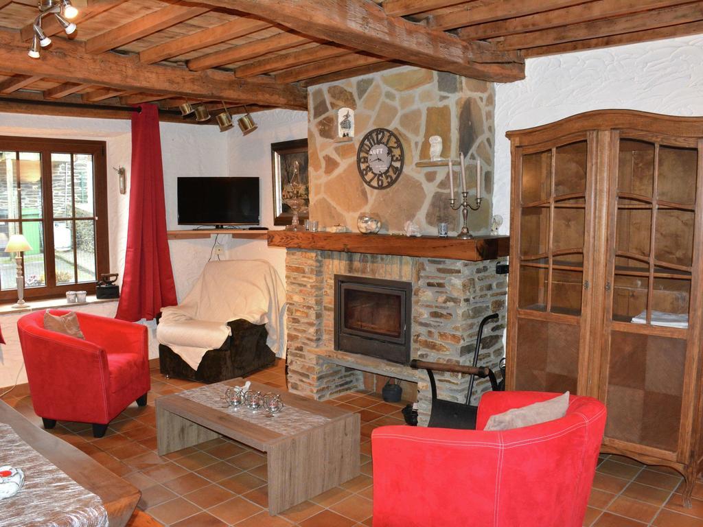Cosy Holiday Home In Vresse-Sur-Semois With Fireplace Orchimont Eksteriør billede
